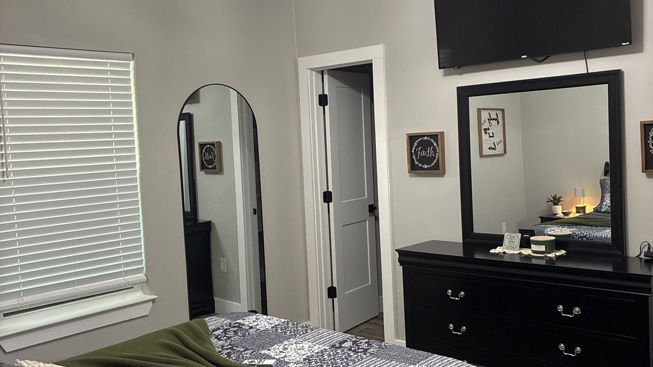 Photo of Bedroom in La Grange