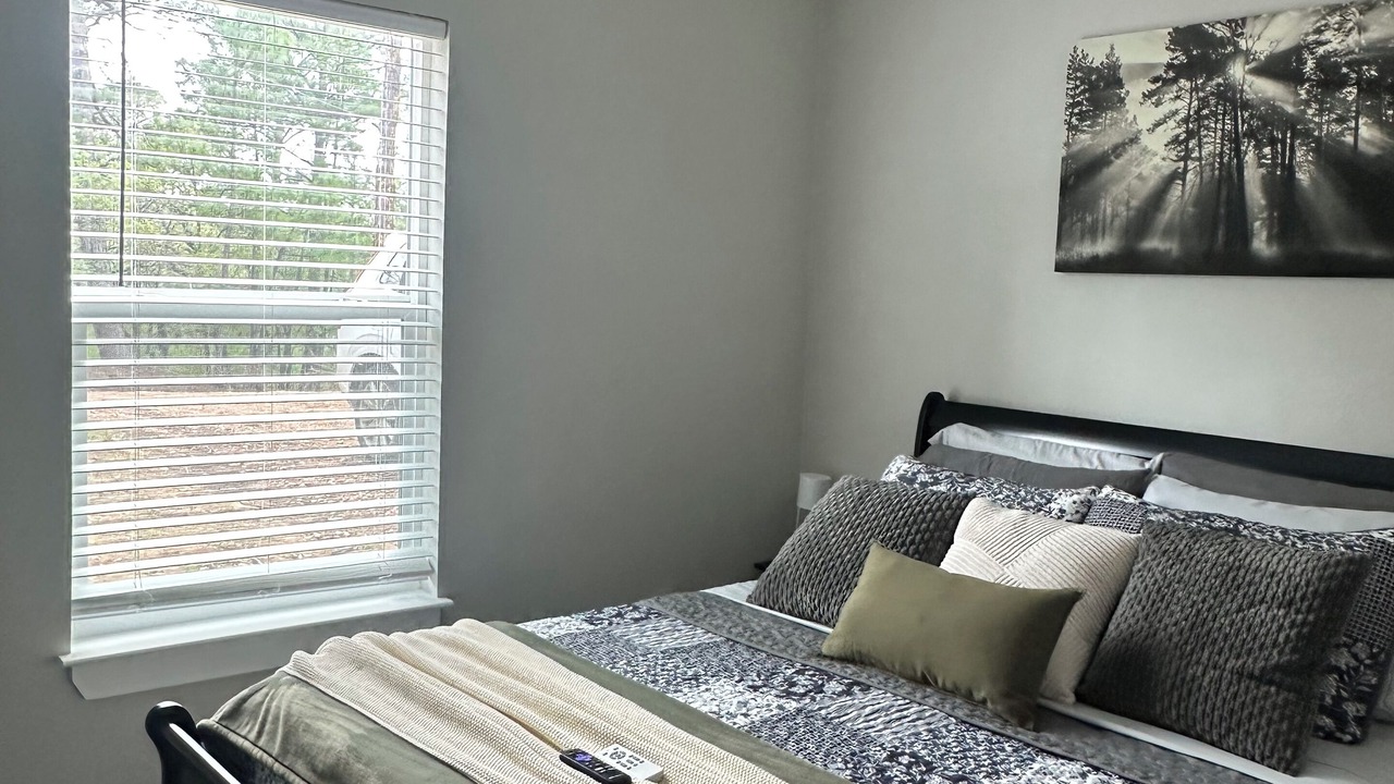 Photo of Bedroom in La Grange
