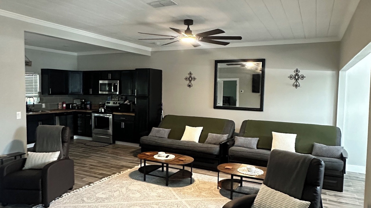 Photo of Livingroom in La Grange