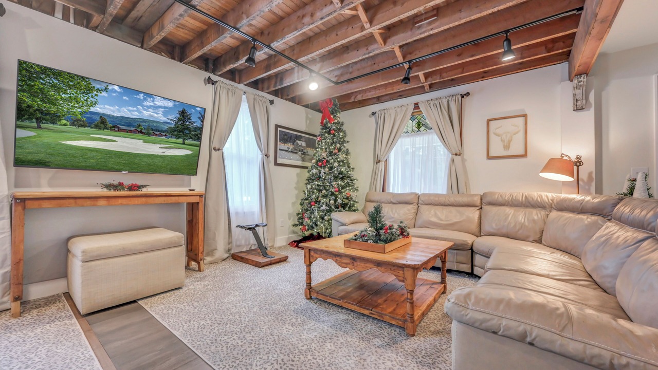 Photo of Livingroom in Pocono Pines