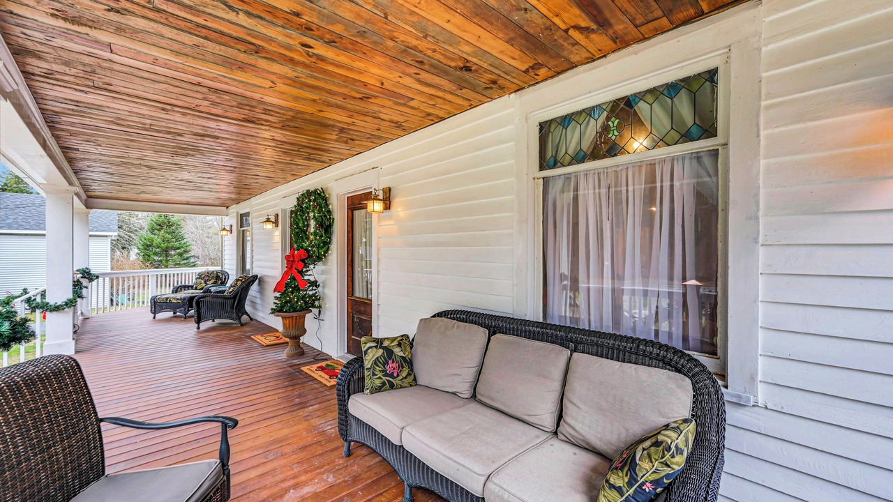 Photo of Patio Balcony in Pocono Pines