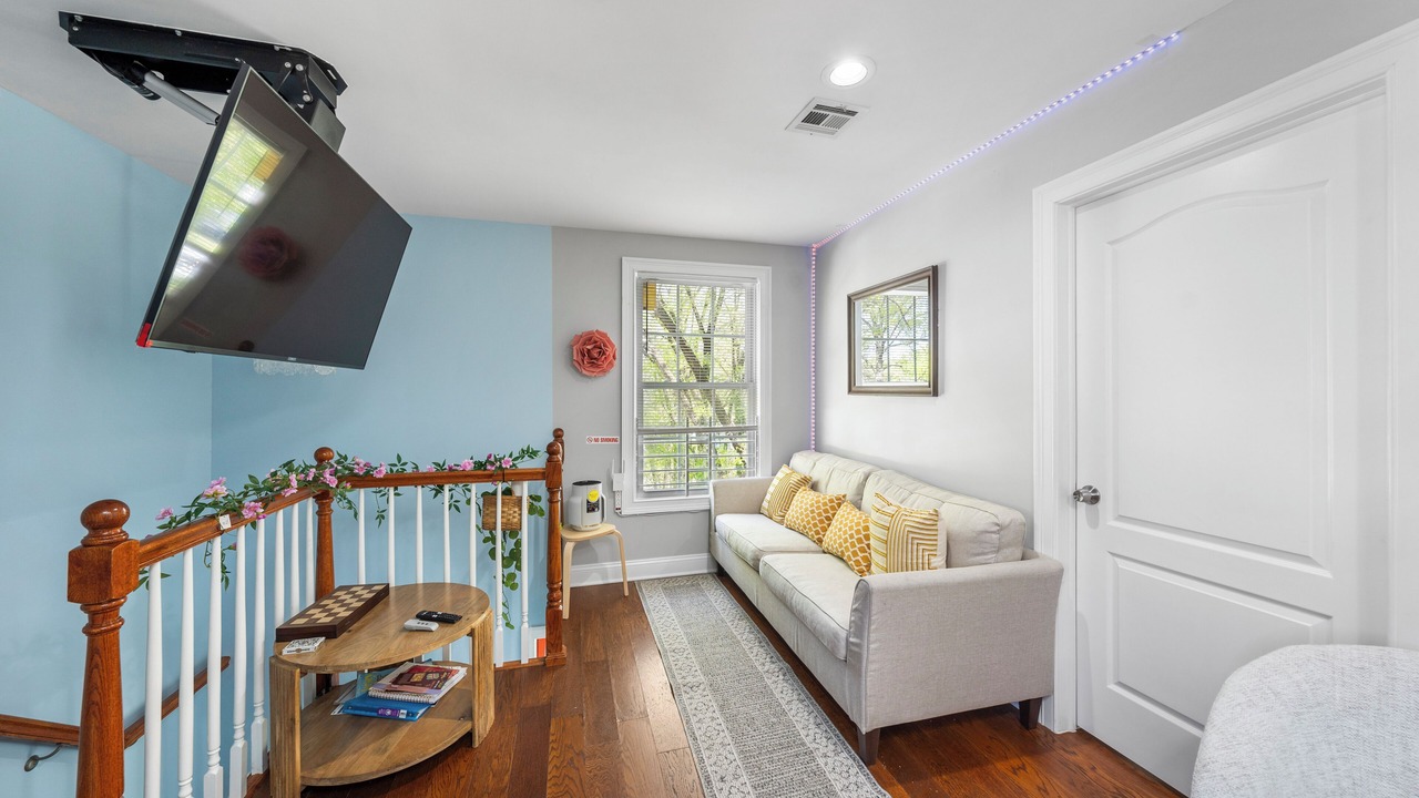 Photo of Livingroom in Roselle
