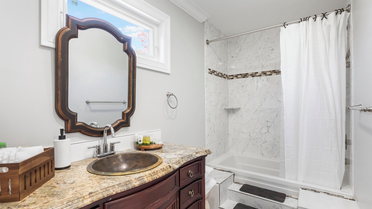 Photo of Bathroom in Roselle