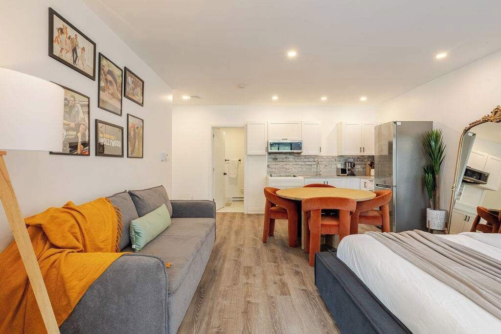 Photo of Bedroom in Latin Quarter