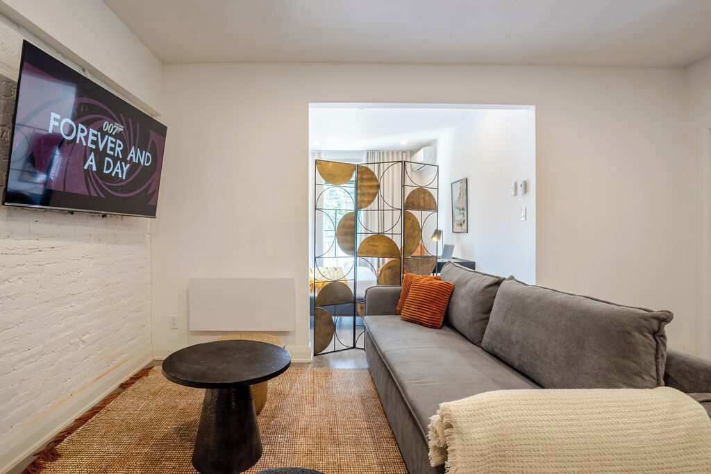 Photo of Livingroom in Latin Quarter