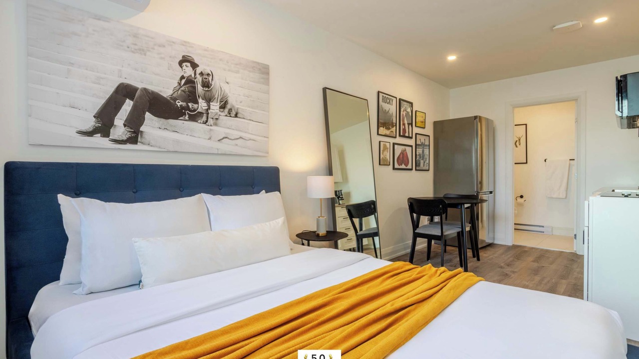 Photo of Bedroom in Latin Quarter