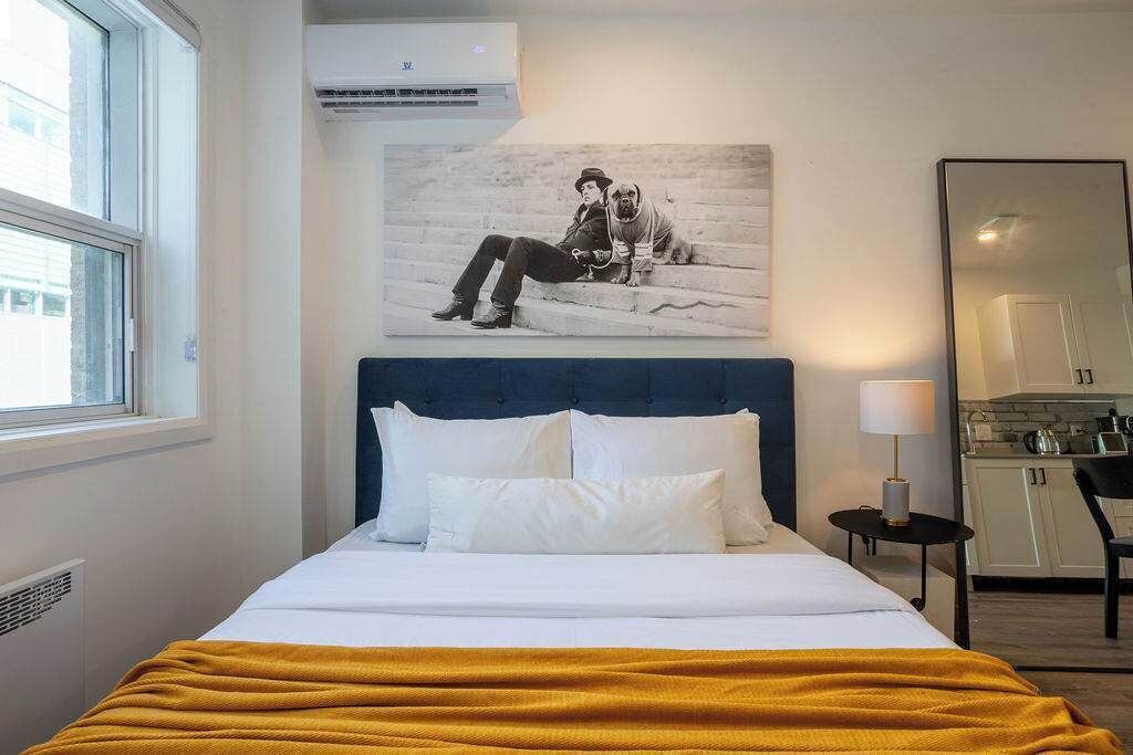 Photo of Bedroom in Latin Quarter