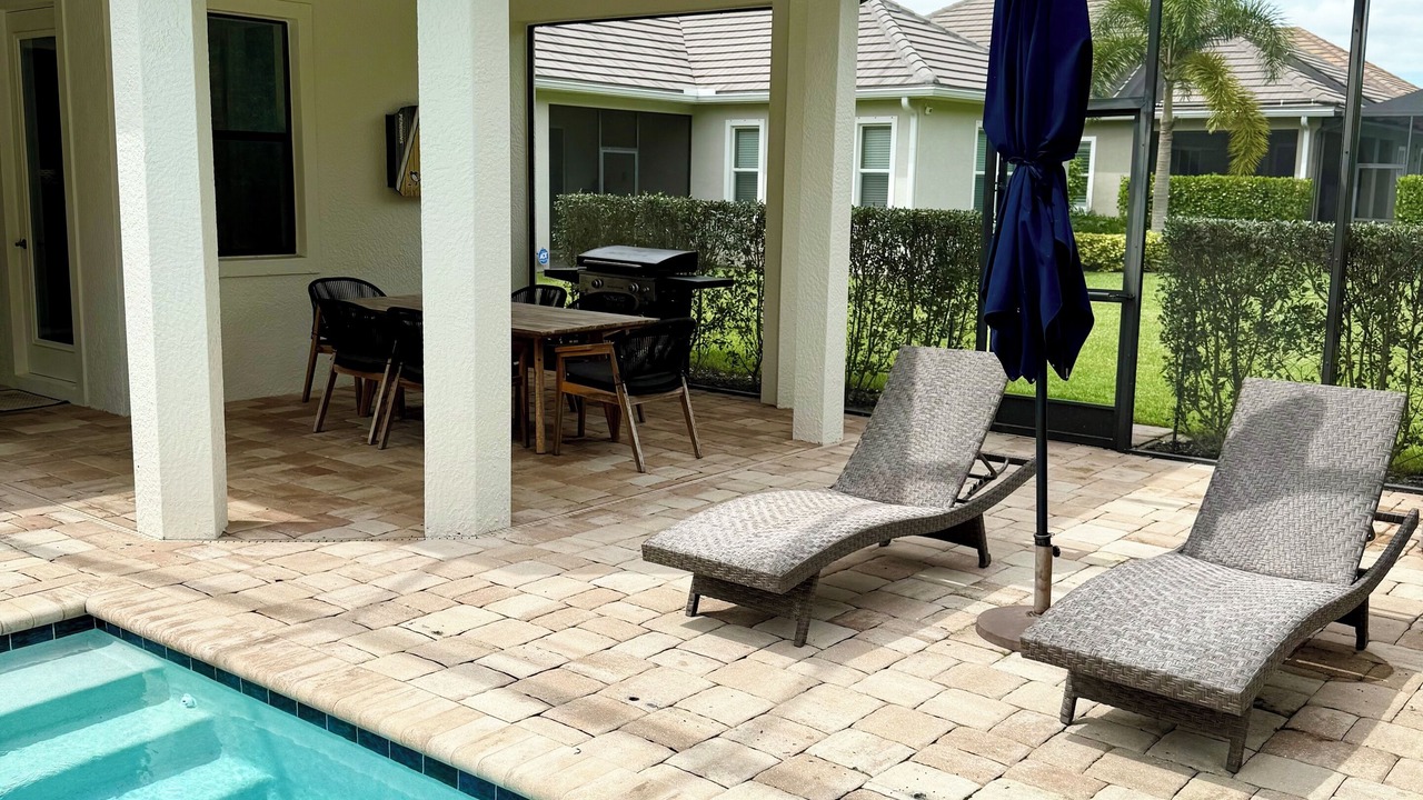 Photo of Outdoor in Estero