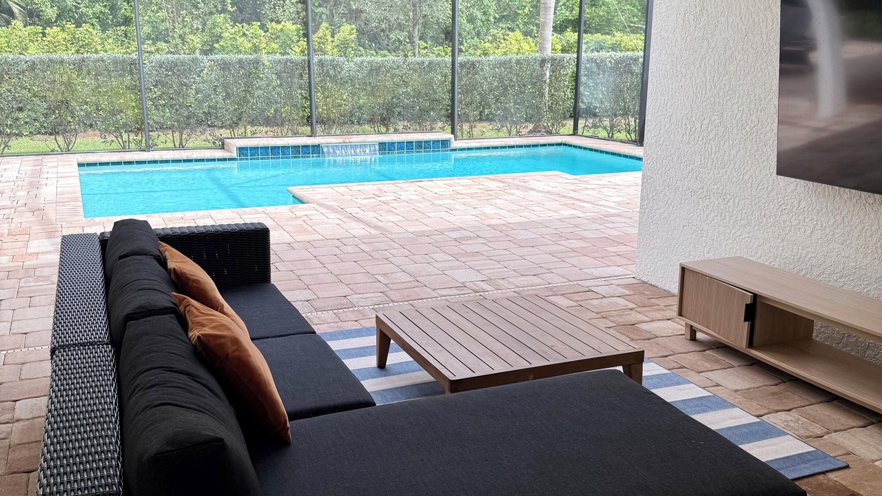 Photo of Outdoor in Estero