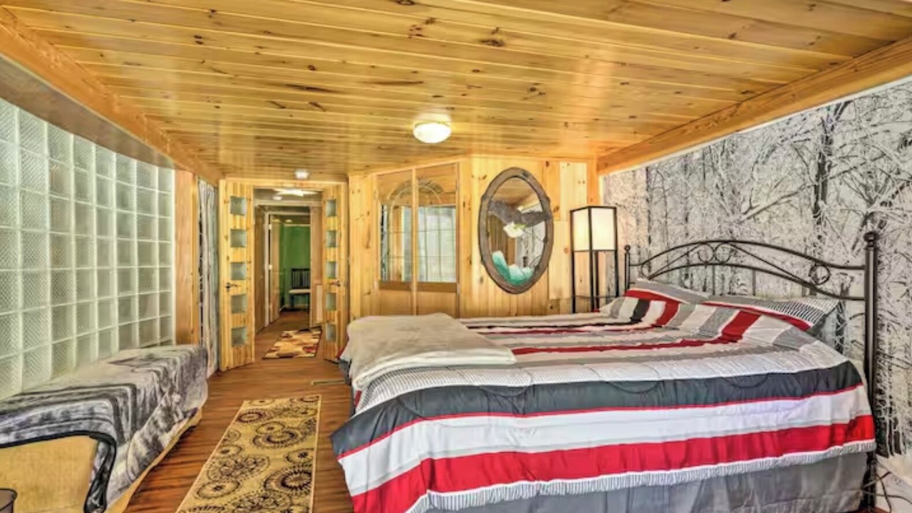 Photo of Bedroom in Russell