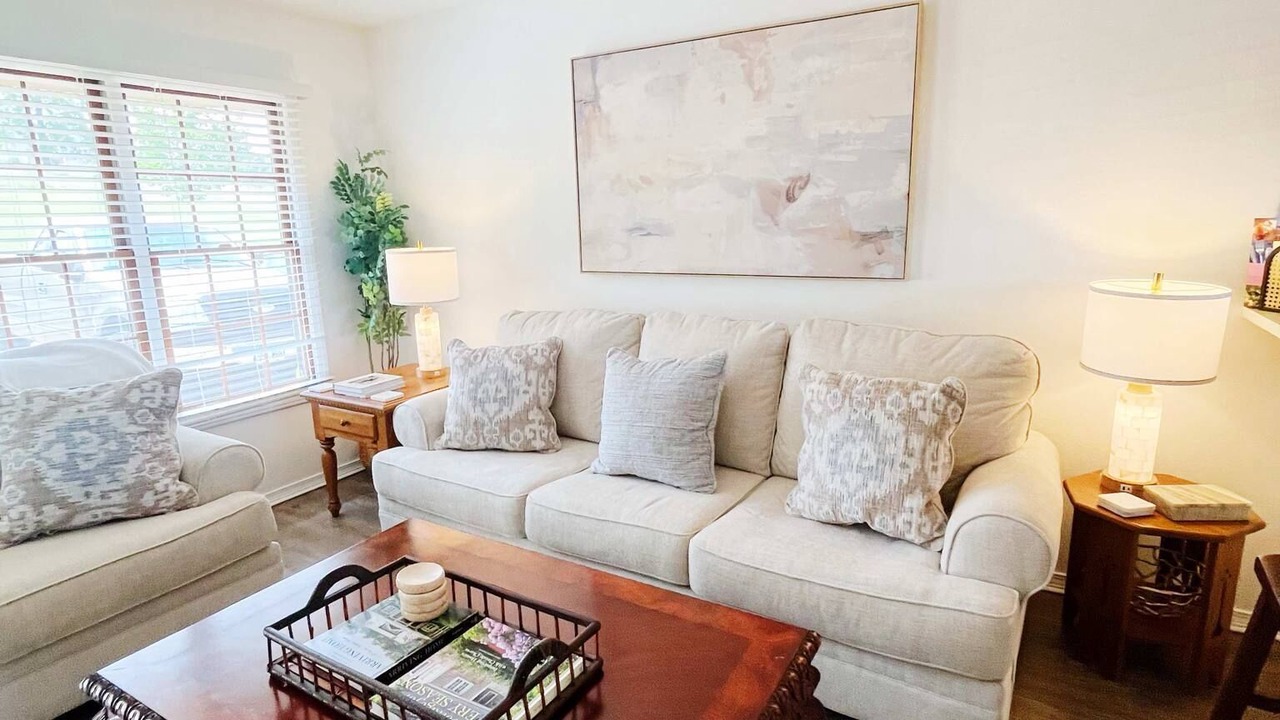 Photo of Livingroom in Eureka Springs