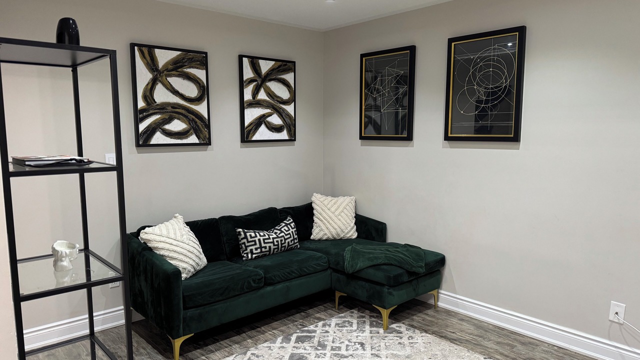 Photo of Livingroom in Orangeville