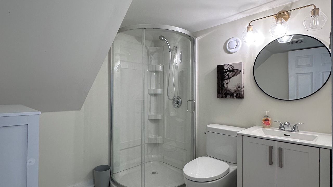 Photo of Bathroom in Strathroy
