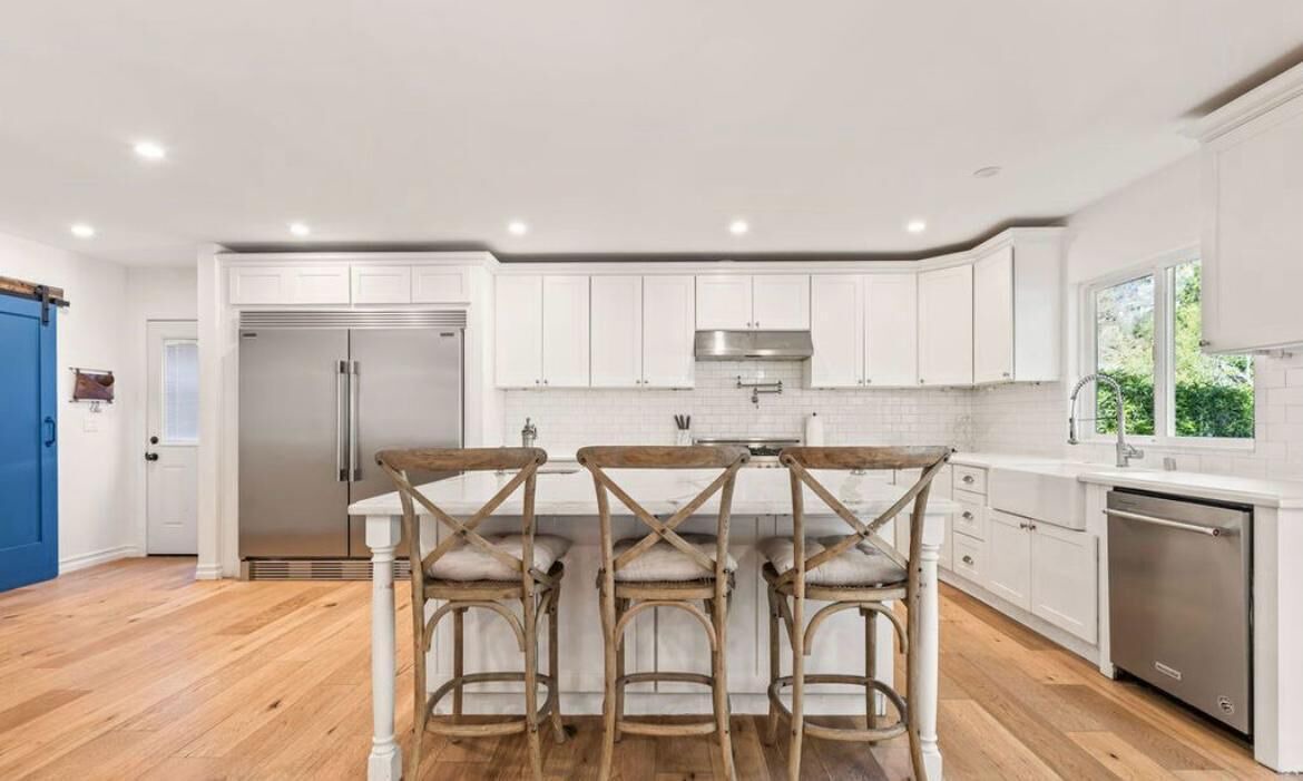 Photo of Kitchen in Woodland Hills