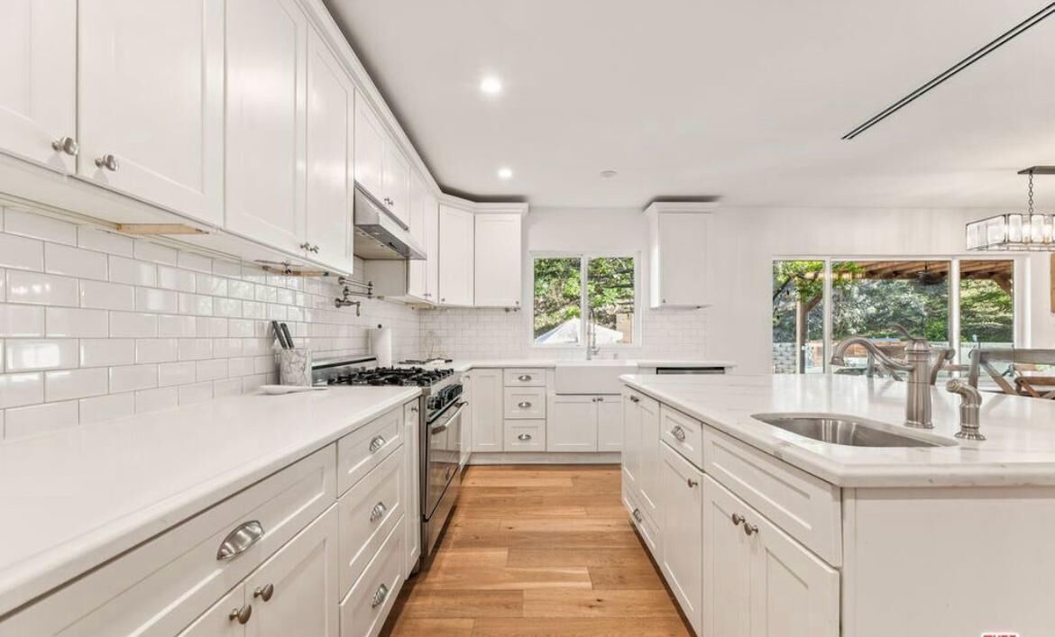 Photo of Kitchen in Woodland Hills
