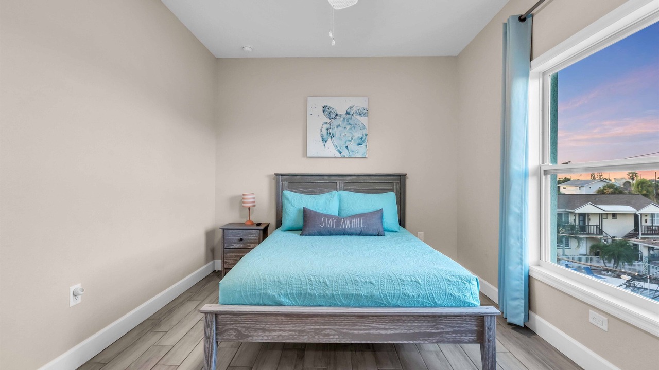 Photo of Bedroom in Madeira Beach