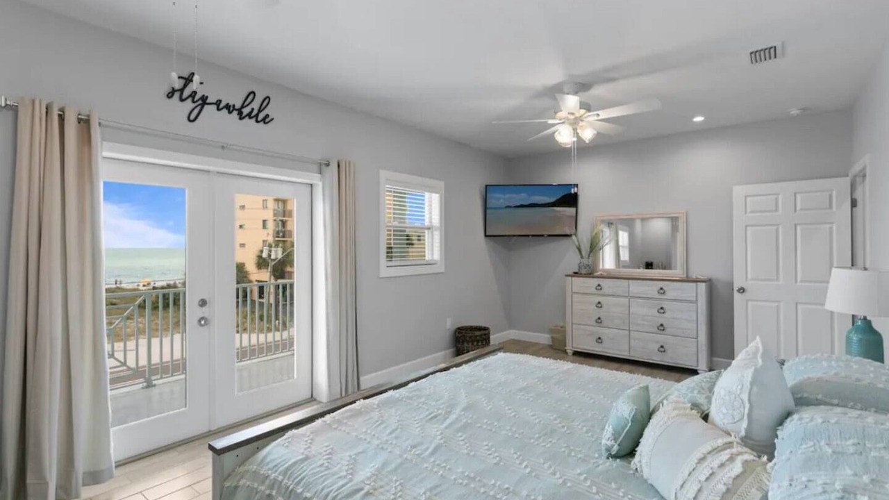 Photo of Bedroom in Madeira Beach