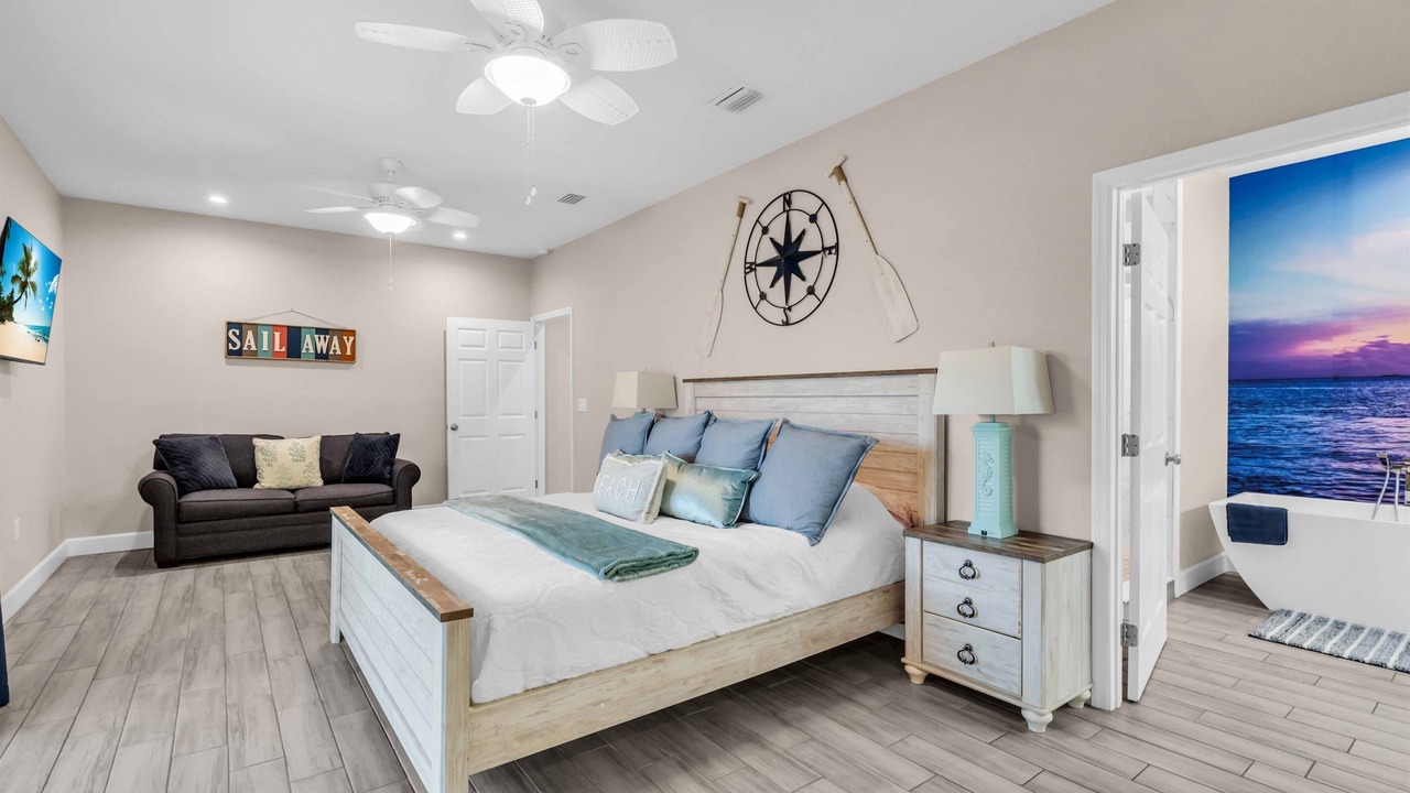 Photo of Bedroom in Madeira Beach