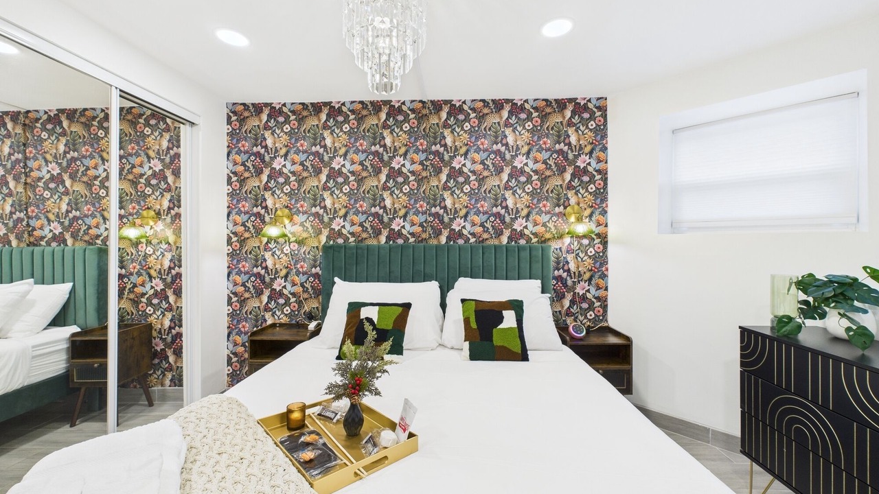 Photo of Bedroom in Wrigleyville