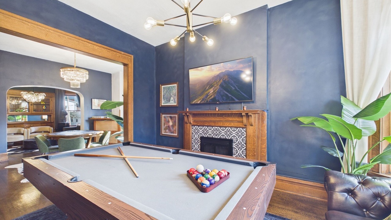 Photo of Bedroom in Wrigleyville