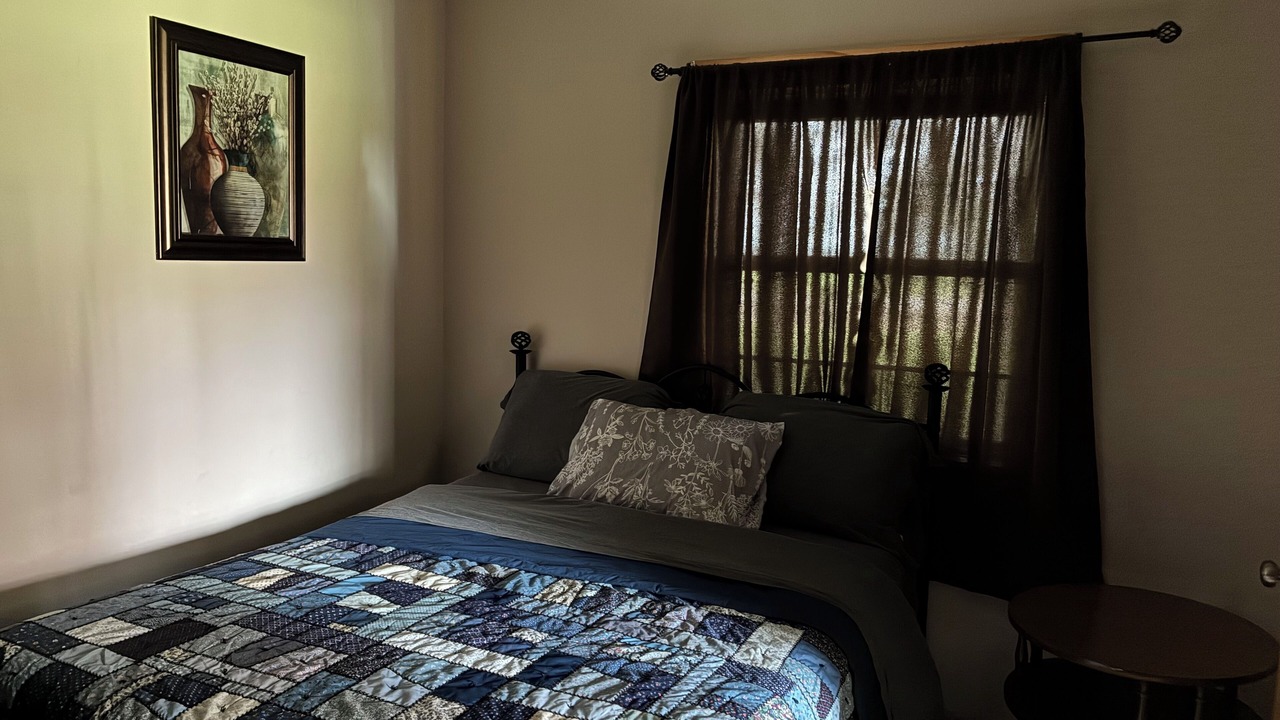 Photo of Bedroom in Ashland