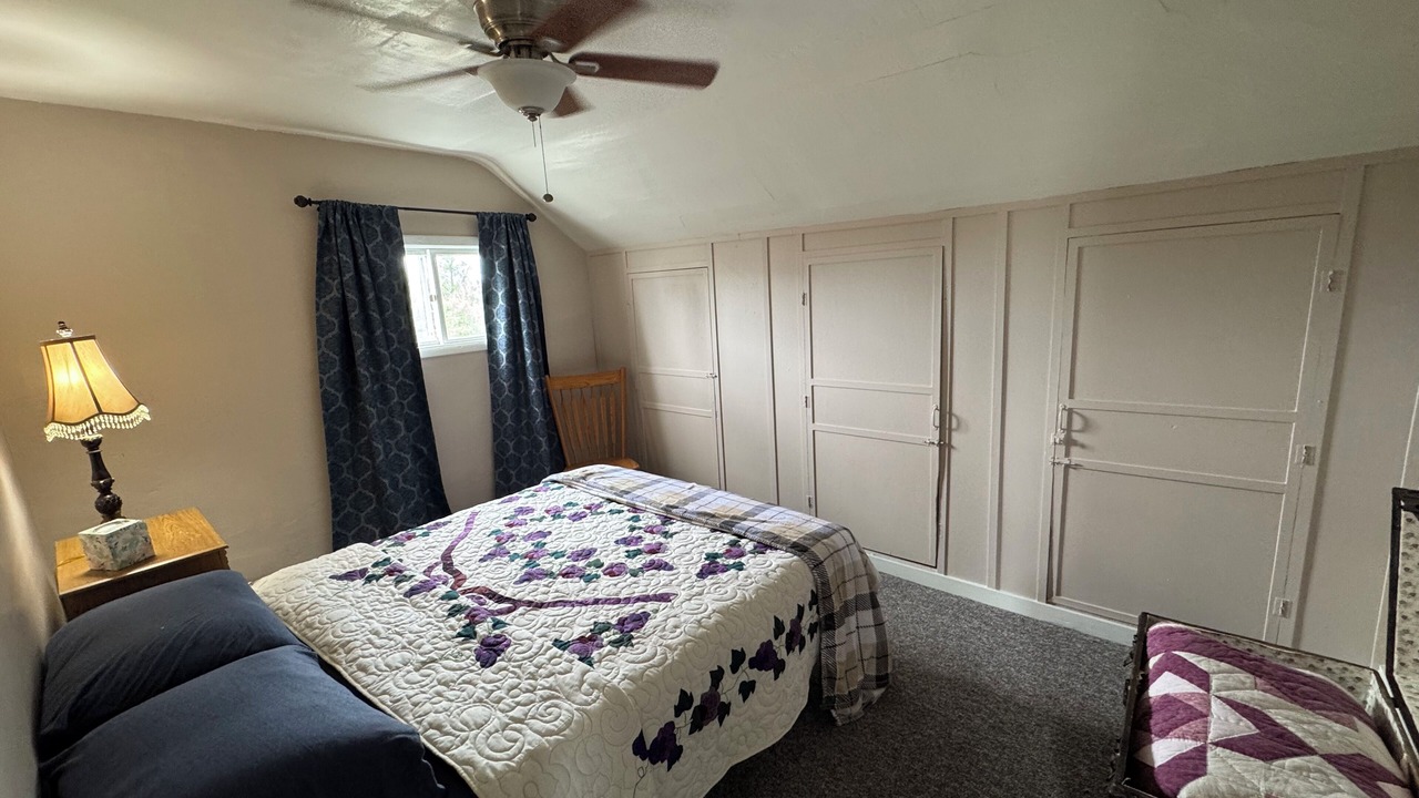 Photo of Bedroom in Ashland