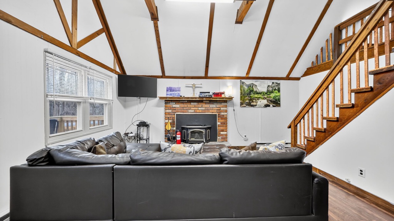 Photo of Livingroom in Thornhurst