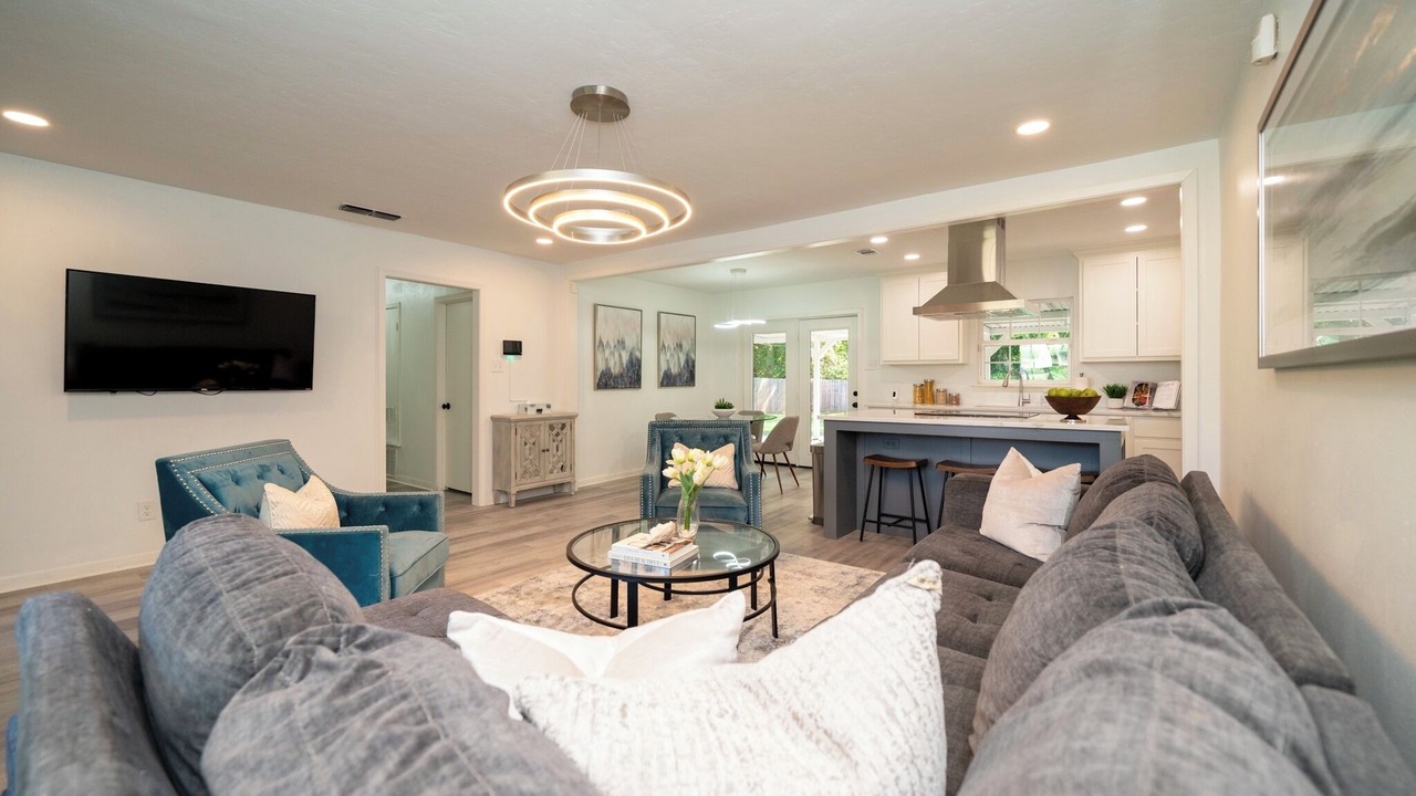Photo of Livingroom in Longview