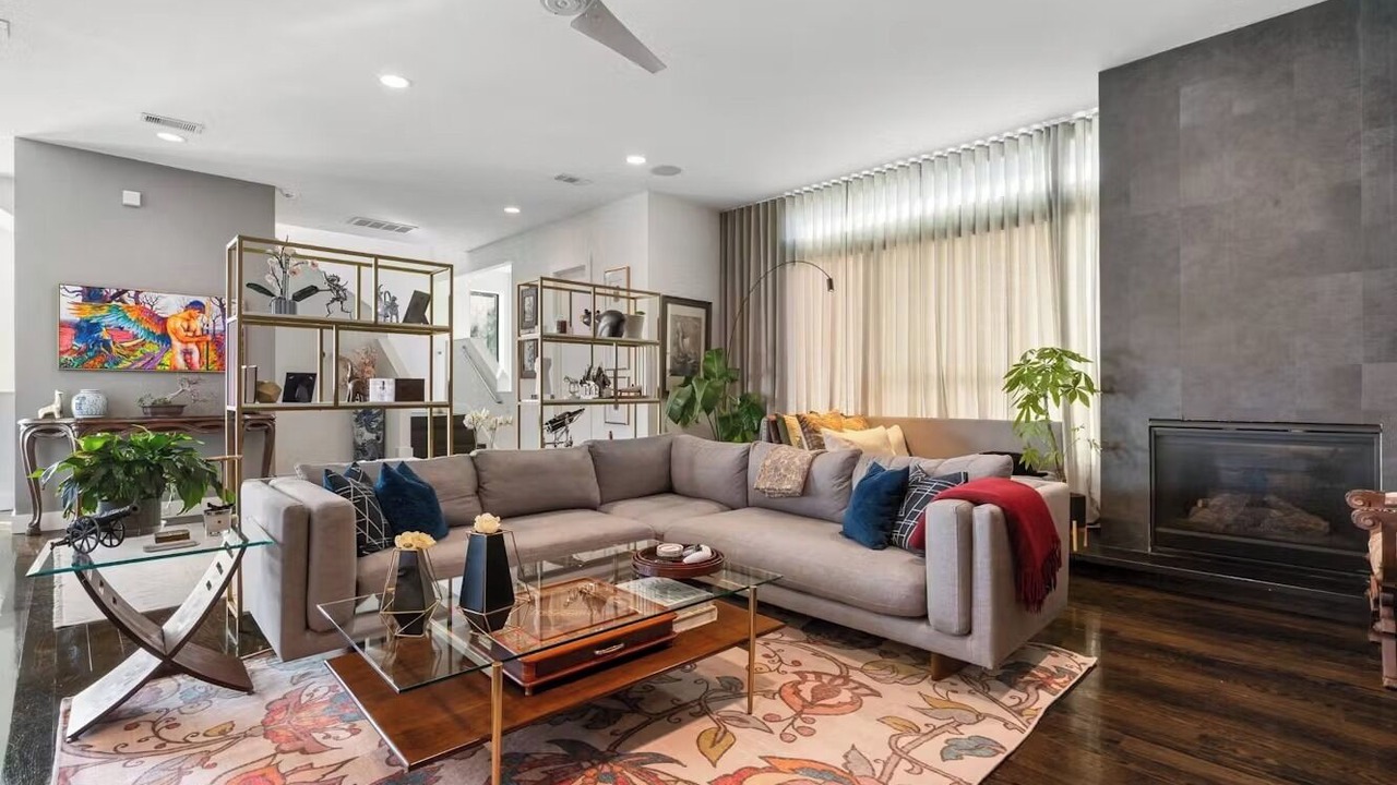 Photo of Livingroom in Hyde Park