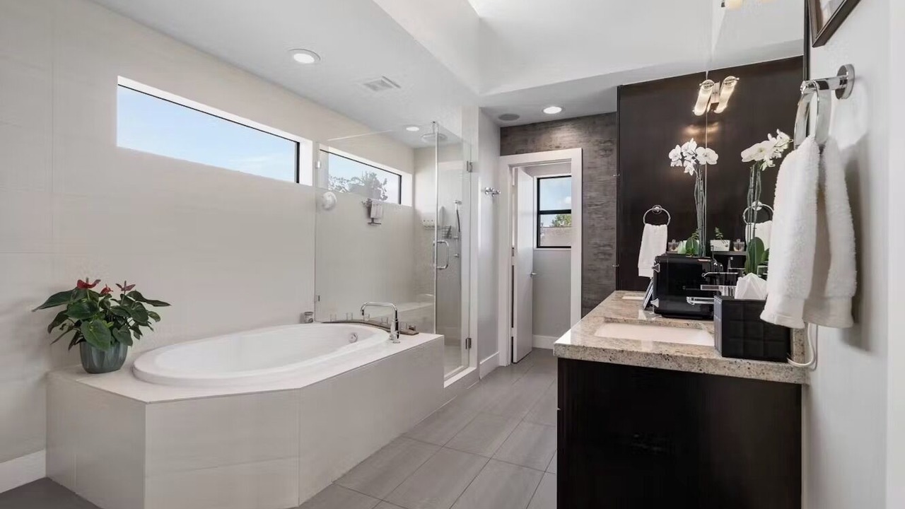 Photo of Bathroom in Hyde Park