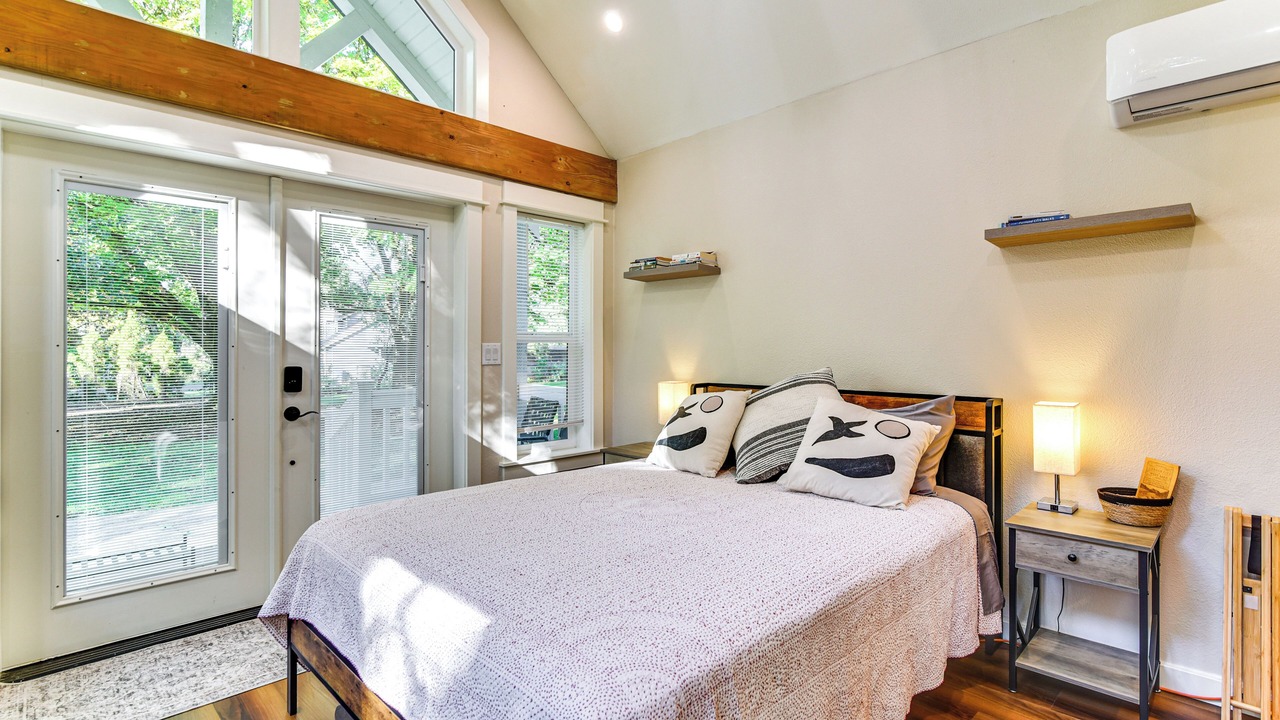 Photo of Bedroom in Camas