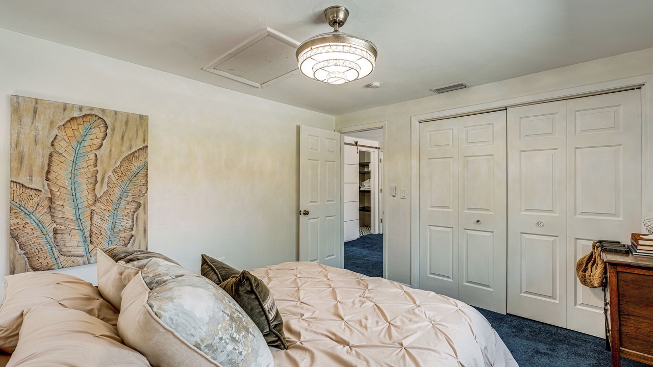 Photo of Bedroom in Baywood Village
