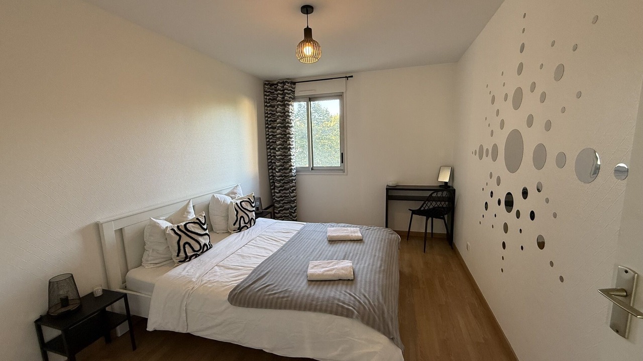 Photo of Bedroom in Bourroches