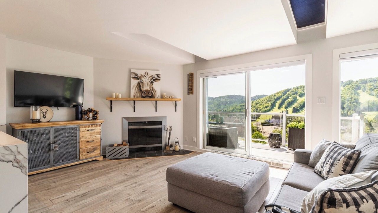 Photo of Livingroom in Saint-Sauveur