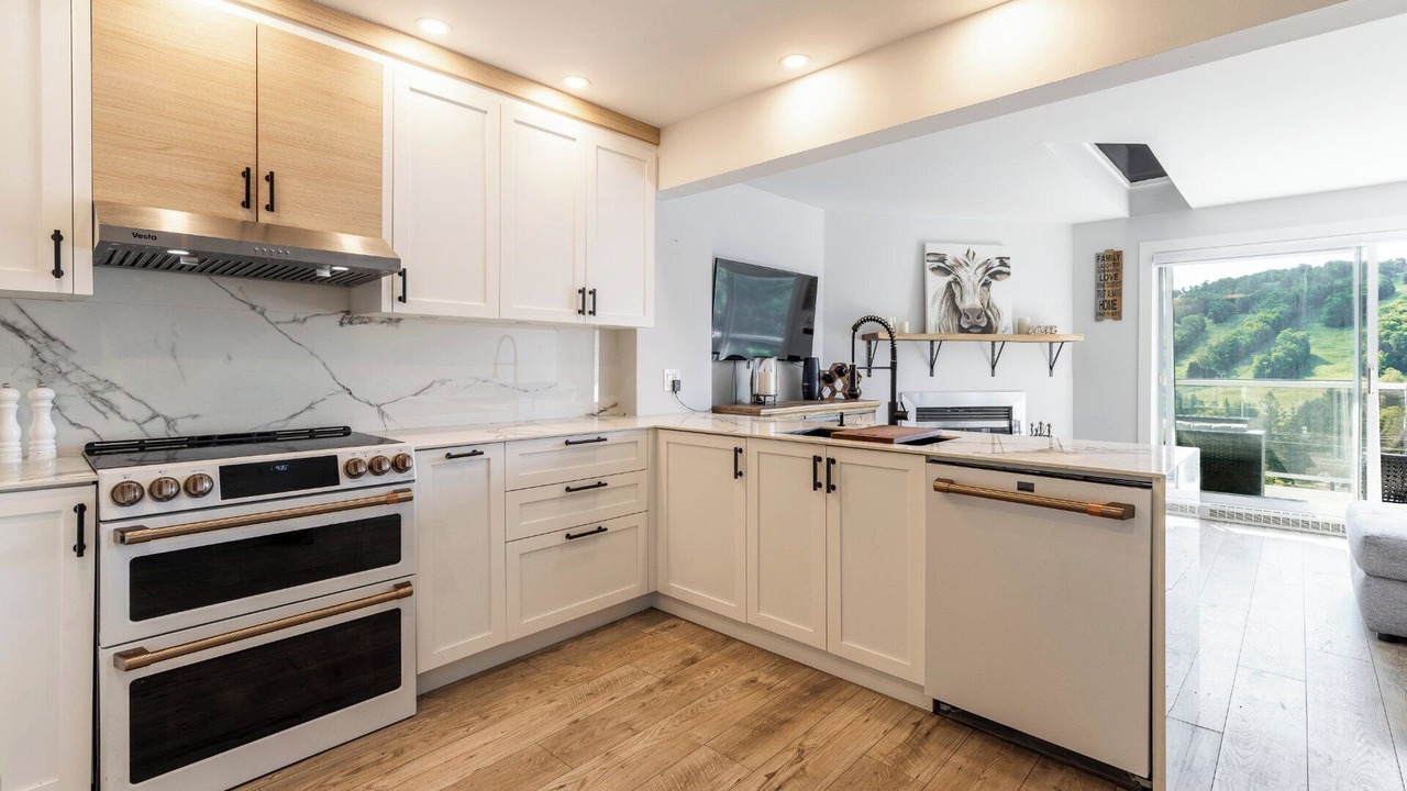 Photo of Kitchen in Saint-Sauveur