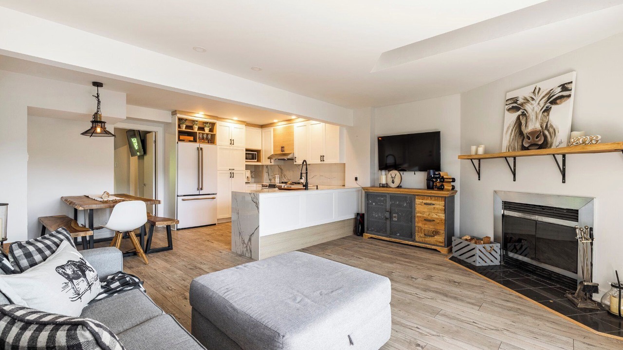Photo of Livingroom in Saint-Sauveur