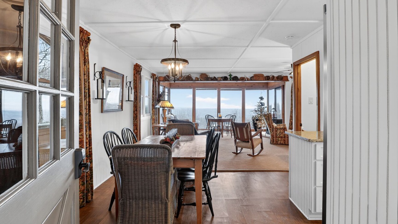 Photo of Others in Tate