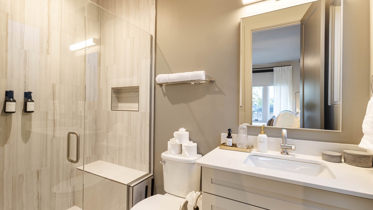 Photo of Bathroom in Historic Edgefield