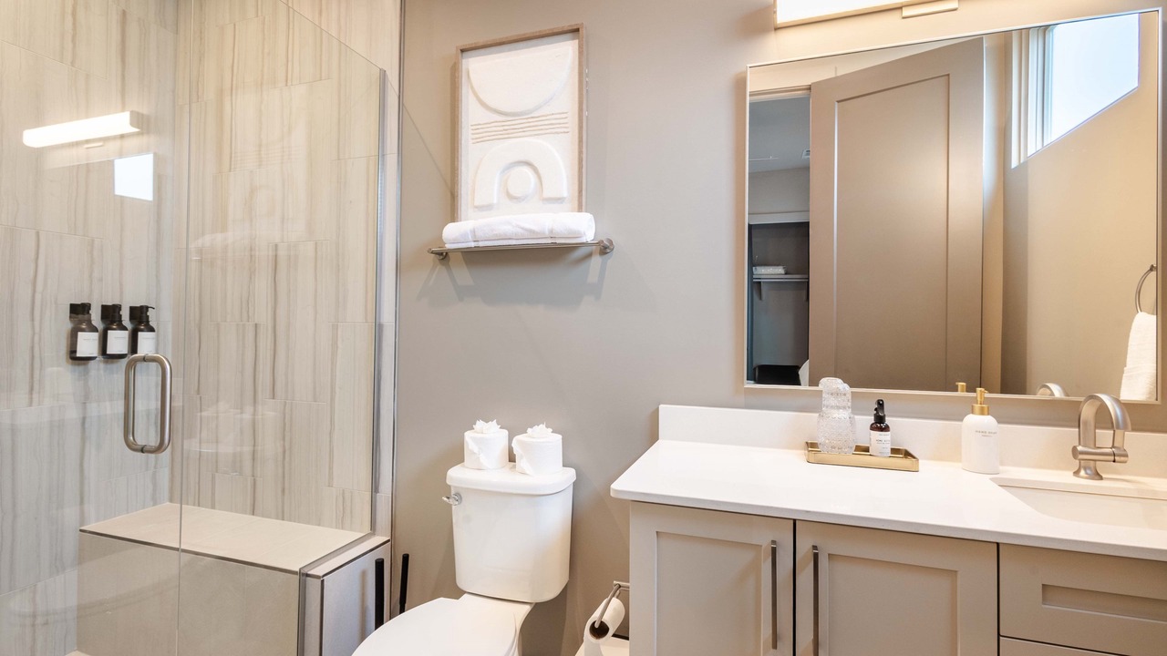 Photo of Bathroom in Historic Edgefield
