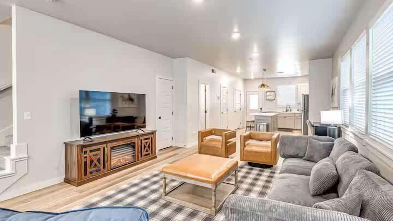 Photo of Livingroom in Central Oklahoma City