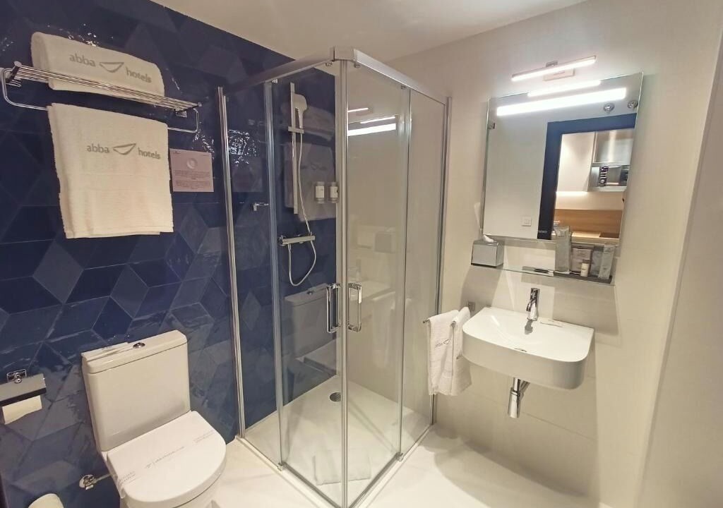 Photo of Bathroom in Gros
