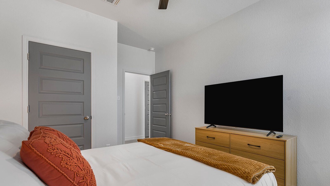 Photo of Bedroom in Temple