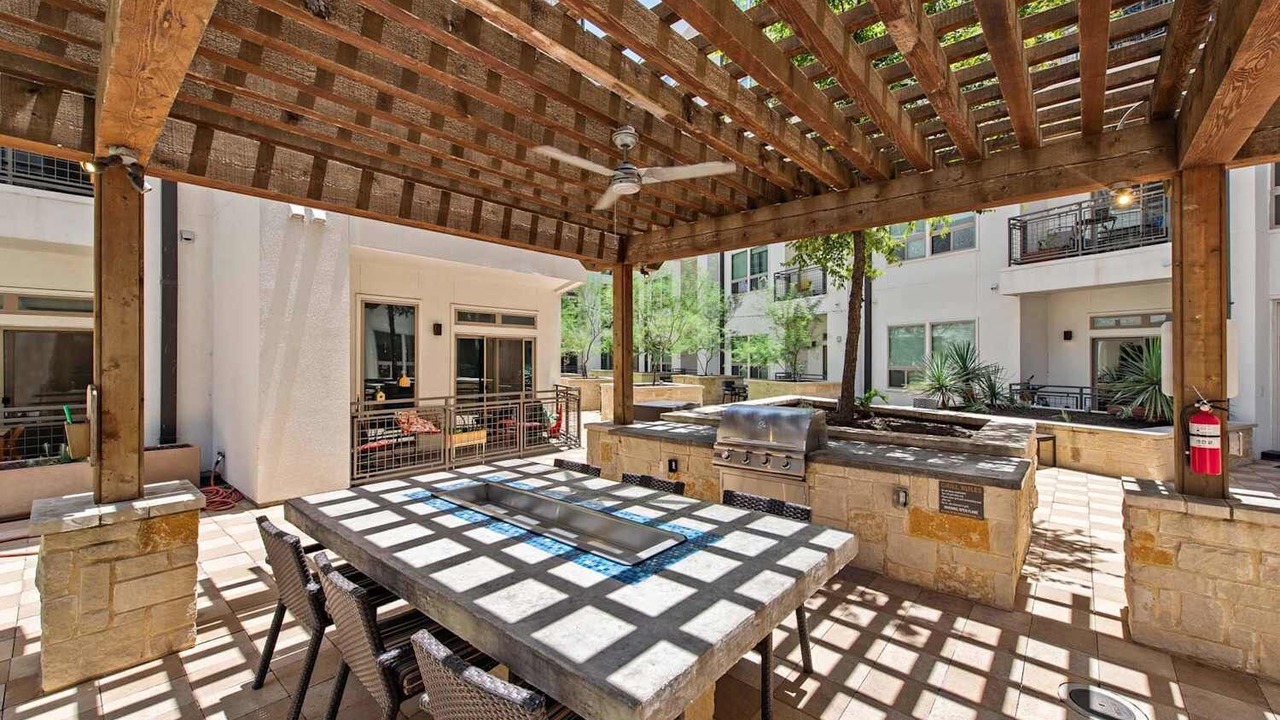 Photo of Outdoor in Bouldin