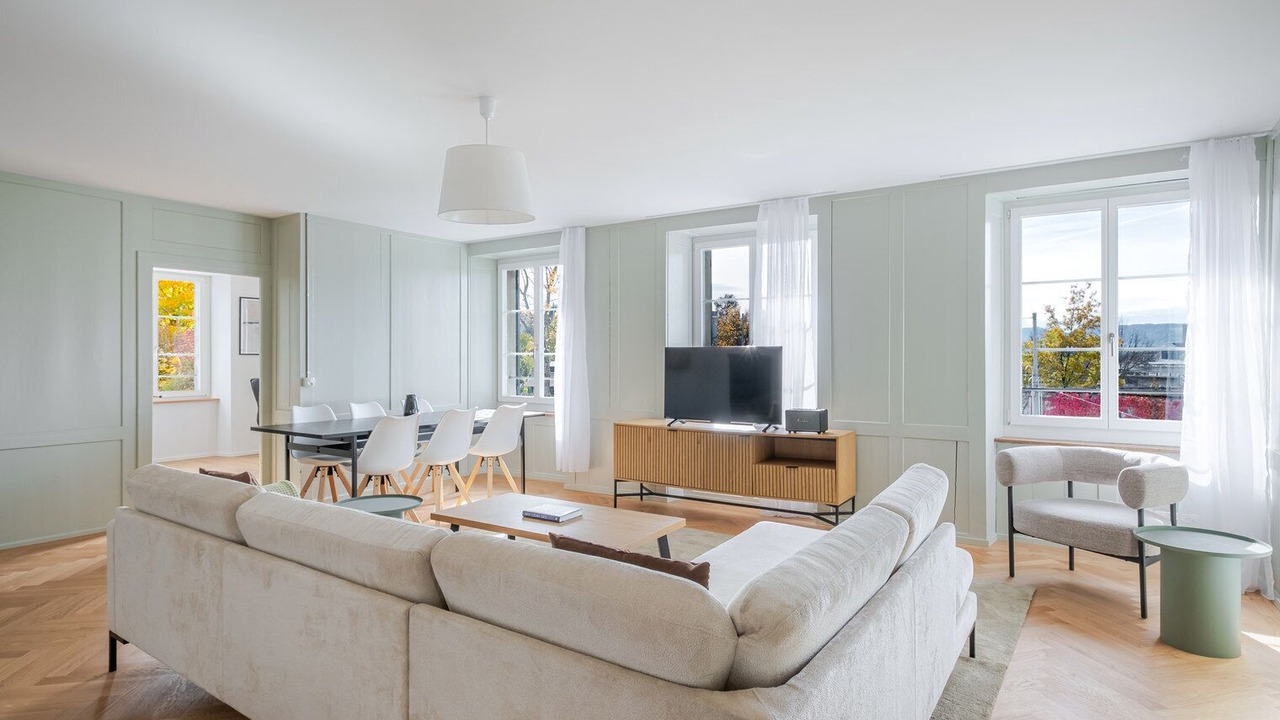 Photo of Livingroom in District 8