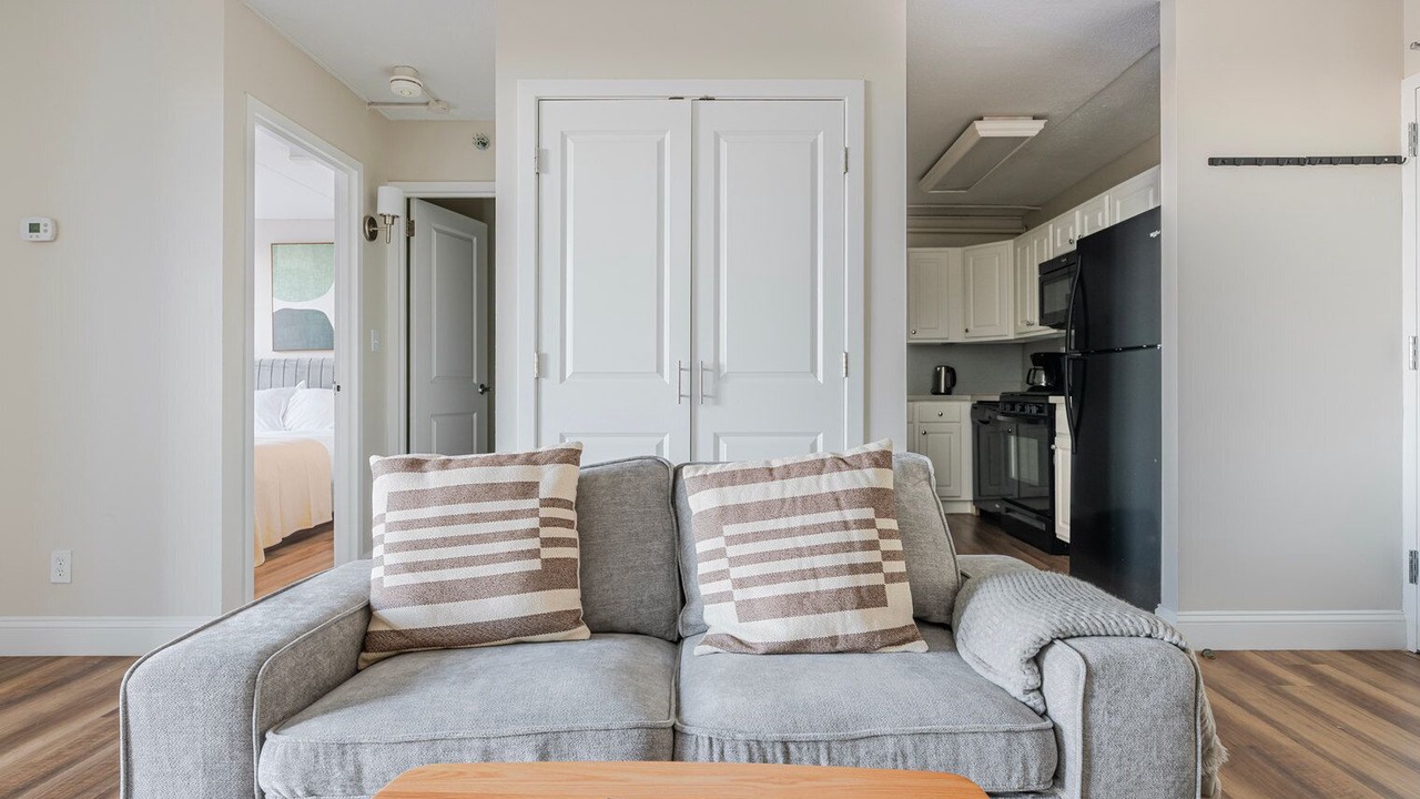 Photo of Livingroom in Cambridgeport