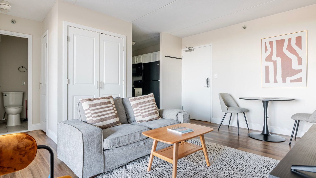 Photo of Livingroom in Cambridgeport