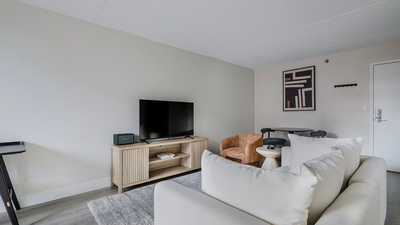 Photo of Livingroom in Cambridgeport