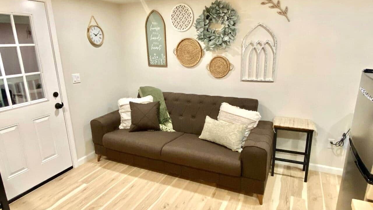 Photo of Livingroom in Birch Run Township