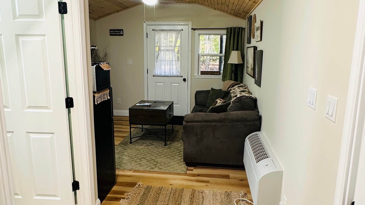 Photo of Livingroom in Birch Run Township