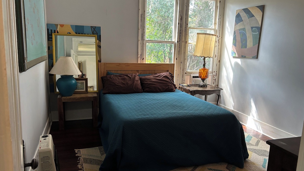Photo of Bedroom in Smithville